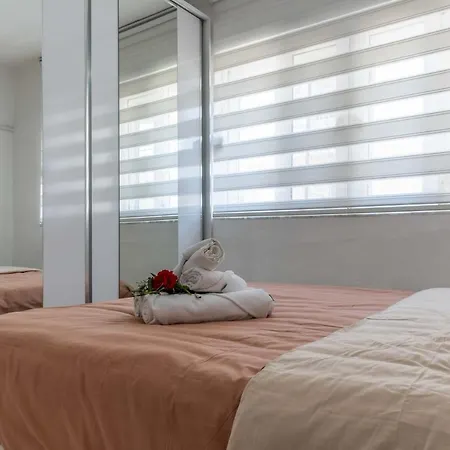 Villa Lale - 4 Bed With Kitchen And Garden! Serik