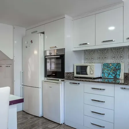 Lale - 4 Bed With Kitchen And Garden! Villa *