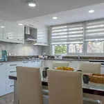 Vila Lale - 4 Bed With Kitchen And Garden!